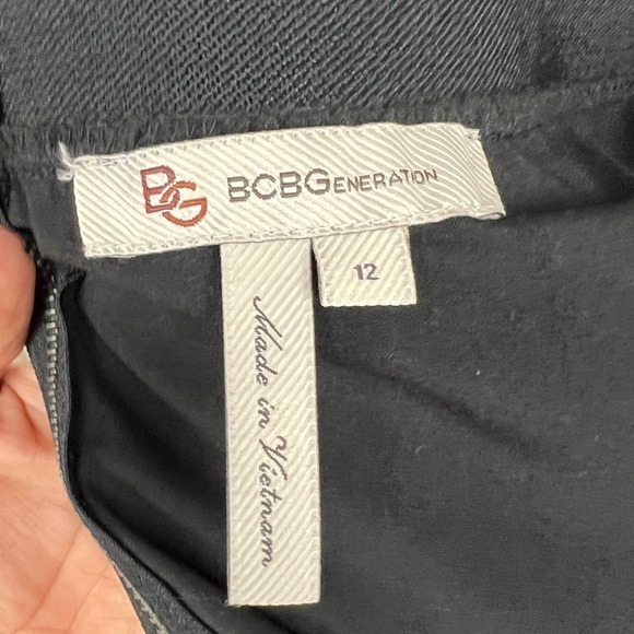 BCBGeneration Black Mesh Stretchy Mini Skirt w/ Back Zipper - Picture 8 of 8